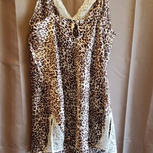 Victoria's Secret Slip/Teddy- Small